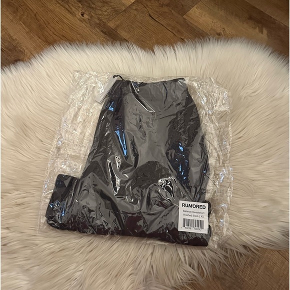 RUMORED Balance Sweatshort In Washed Black - Picture 2 of 3